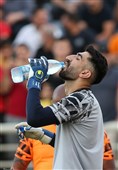 علیرضا بیرانوند دروازه‌بان تیم فوتبال پرسپولیس