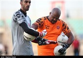 ولسلی ننکا مربی دروازه‌بانان پرسپولیس