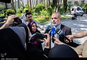 احمد وحیدی وزیر کشور در حاشیه جلسه هیئت دولت