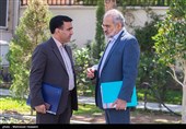سید محمد حسینی معاون امور مجلس رئیس جمهور و علی سلاجقه معاون رئیس‌جمهور و رئیس سازمان حفاظت محیط زیست در حاشیه جلسه هیئت دولت 