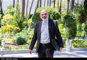 احمد وحیدی وزیر کشور در حاشیه جلسه هیئت دولت