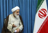 امام جمعه قزوین: ظرفیت‌های نرم‌افزاری و علوم انسانی در قزوین نباید نادیده گرفته شوند