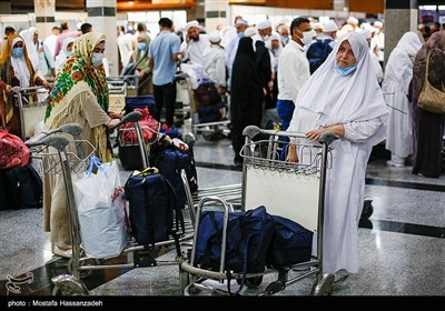نخستین گروه حجاج خراسان‌شمالی از سرزمین وحی بازگشتند