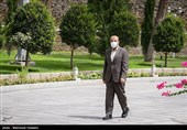 رستم قاسمی وزیر راه و شهرسازی در حاشیه جلسه هیئت دولت