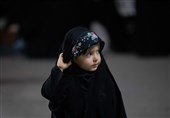 مداحی ویژه میثم مطیعی برای دختران دبستانی: "دخترای زینبی حسینیم"