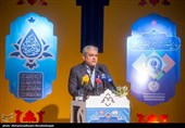 ستاری: جذب نخبگان با دستور و توبیخ محقق نمی‌شود / دارندگان جوایز نخبگانی نباید بیکار باشند