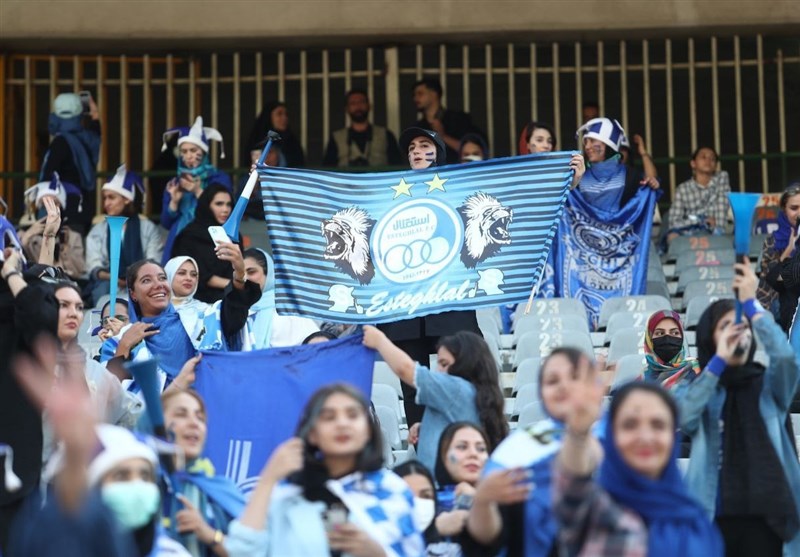 تیم فوتبال استقلال ,