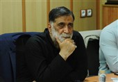 آجورلو از قربان‌زاده شکایت کرد