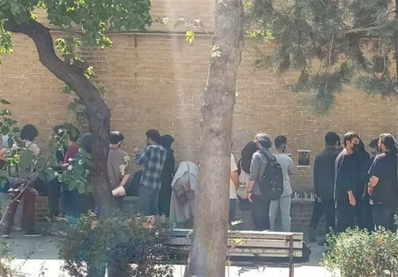 مهسا امینی , 