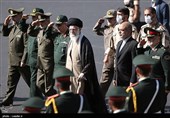 حضور رهبر معظم انقلاب در مراسم دانش‌آموختگی دانشگاه‌های افسری نیروهای مسلح