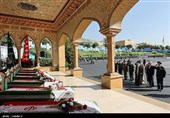 حضور رهبر معظم انقلاب در مراسم دانش‌آموختگی دانشگاه‌های افسری نیروهای مسلح