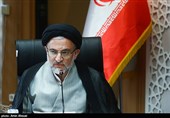 خاموشی: کرسی تلاوت قرآن در 1000 امامزاده و بقعه متبرکه راه‌اندازی شد