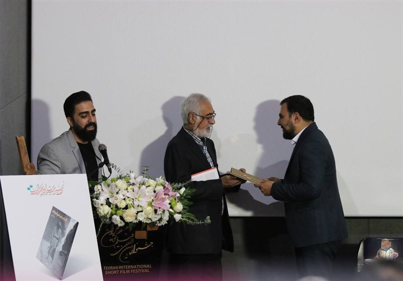 رونمایی