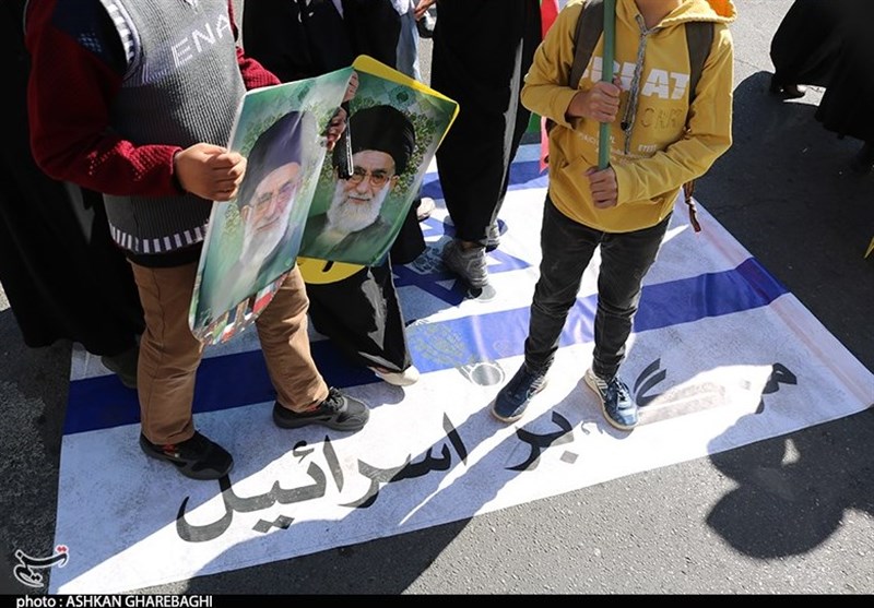 Iranians Express Support for Gaza on National Day against Global Arrogance