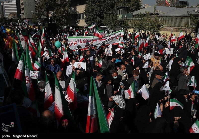 Iranians Express Support for Gaza on National Day against Global Arrogance