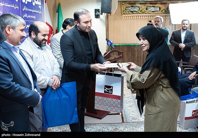رونمایی از کتاب 2 فرمانده شهید در خبرگزاری تسنیم