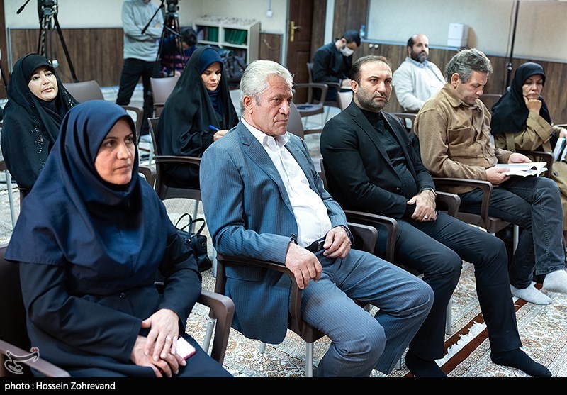 رونمایی از کتاب 2 فرمانده شهید در خبرگزاری تسنیم