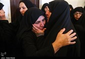 خانواده‌ شهدای نامدار دفاع مقدس به منزل "شهید عجمیان" رفتند + فیلم و تصاویر