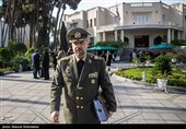محمدرضا  آشتیانی وزیر دفاع و پشتیبانی نیروهای مسلح در حاشیه جلسه هیئت دولت