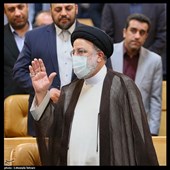  حضور آیت الله سید ابراهیم رئیسی رئیس جمهور در همایش ملی جهاد تبیین و اطلاع رسانی هنرمندانه 