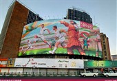 تغییر دیوارنگاره میدان ولی‌عصر(عج) پس از دیدار ایران و انگلیس+عکس