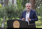 حضور فاطمی امین وزیر صمت در حاشیه جلسه هیئت دولت چهارشنبه 2 آذر
