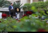 حضور علی بهادری جهرمی سخنگوی دولت در حاشیه جلسه هیئت دولت چهارشنبه 2 آذر