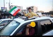 جشن پیروزی تیم ملی درخیابان های تهران 
