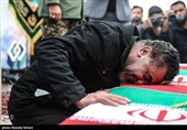 برادر مرحوم رستم قاسمی