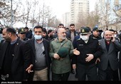 سرلشکر سلامی فرمانده کل سپاه و سردار حسین اشتری فرماندهی انتظامی کشور در تشییع پیکر مرحوم رستم قاسمی