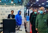 بازدید سردار سلامی از رویداد سراسری تولید محتوای دیجیتال بسیج