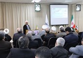 قلب مستضعفان جهان با قلب انقلاب اسلامی می‌تپد