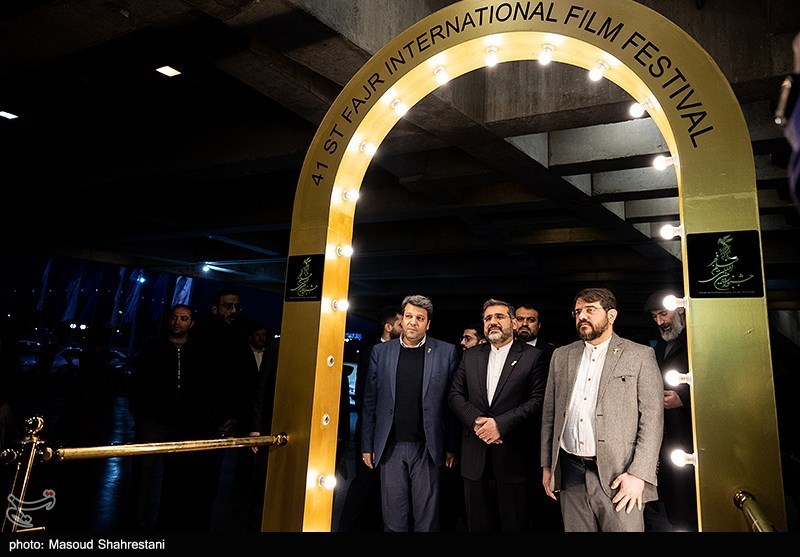حضور وزرای ارشاد و نفت در هفتمین روز چهل و یکمین جشنواره فیلم فجر
