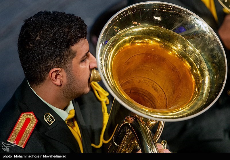 سومین شب سی و هشتمین جشنواره موسیقی فجر ، اجرای ارکستر رزم نوازان دفاع مقدس به رهبری فاضل عالیشان