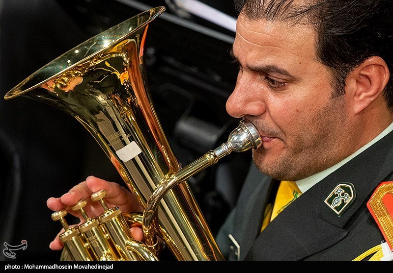 سومین شب سی و هشتمین جشنواره موسیقی فجر ، اجرای ارکستر رزم نوازان دفاع مقدس به رهبری فاضل عالیشان