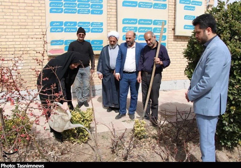 روز درختکاری ,