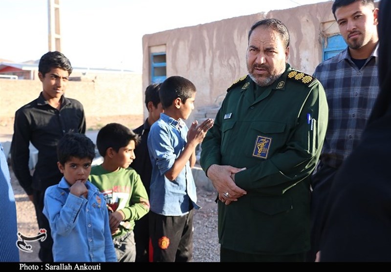استان کرمان , کمک مؤمنانه ,