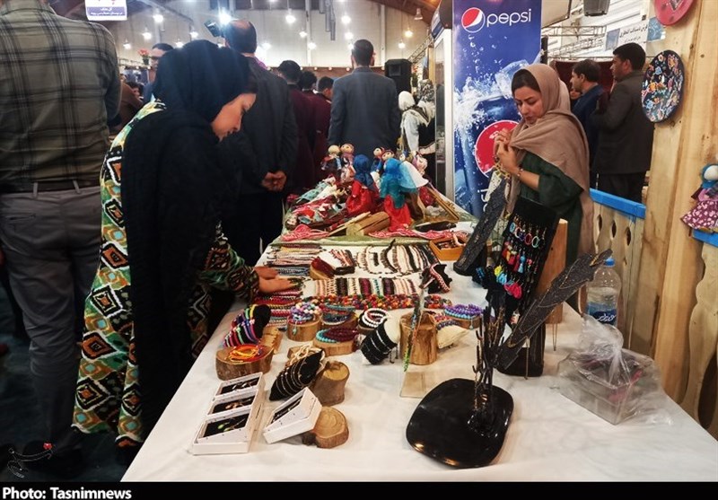 زن روستایی , زندگی روستایی , استانداری قزوین , 