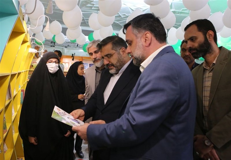 نمایشگاه کتاب
