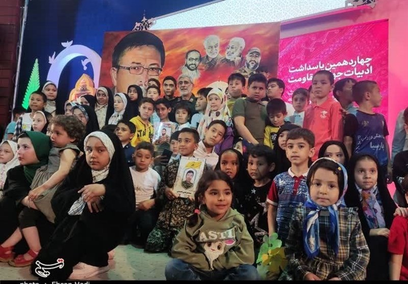 لشکر فاطمیون , ادبیات انقلاب اسلامی , آیتالله سید علی خامنهای , خاتون و قوماندان , مدافعان حرم ,