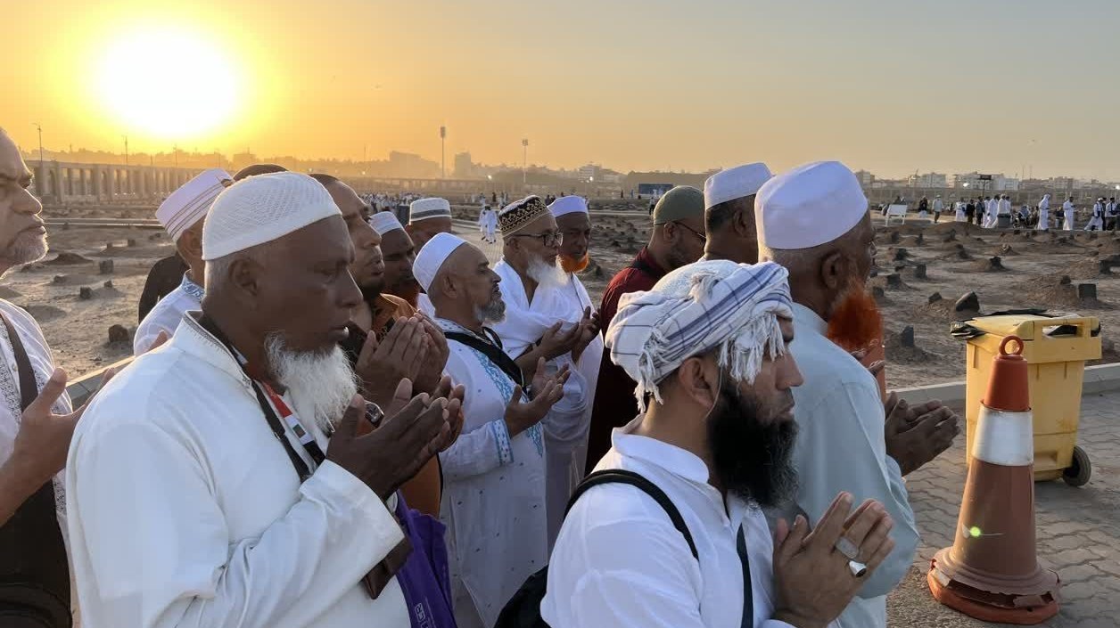 قبرستان بقیع , حج تمتع , حج تمتع 402 , 