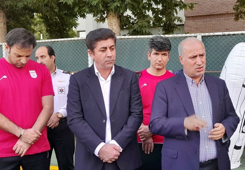 هدایت ممبینی , فدراسیون فوتبال , تیم فوتبال چادرملو , تیم فوتبال گلگهر سیرجان , مهدی تاج ,