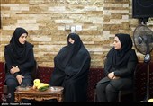 همسر شهید طهرانی مقدم ،  سپیده بابایی نایب قهرمان رقابت‌های کشتی آلیش آسیا و هدی نقیبی سرمربی تیم آلیش بانوان