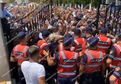اختصاصی/ جزئیات جدید از حمله پلیس آلبانی به مقر منافقین/ یکی از عوامل ترور شهید حسن آیت کشته شد