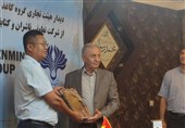 مذاکره تعاون ناشران و کتاب فروشان با شرکت چینی برای توزیع کاغذ نشر