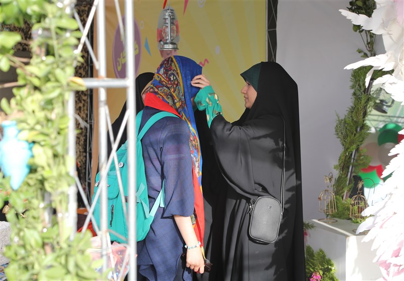 حجاب , عفاف و حجاب , دفاع مقدس , موزه انقلاب اسلامی و دفاع مقدس ,