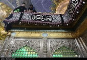 آیین تعویض روپوش ضریح مطهر امامین عسکریین (ع) - سامرا