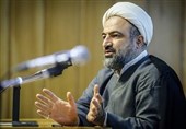 رسایی: فرزند عارف دارای تابعیت دوگانه است