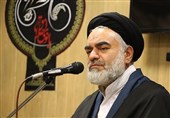 کربلا جلوه‌ای از اوج کمال انسانی در یقین، ایثار و بندگی است