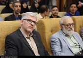  حسن سالاریه رئیس سازمان فضایی ایران در نشست ایران فضایی و آئین رونمایی از سرویس فضا و نجوم خبرگزاری تسنیم